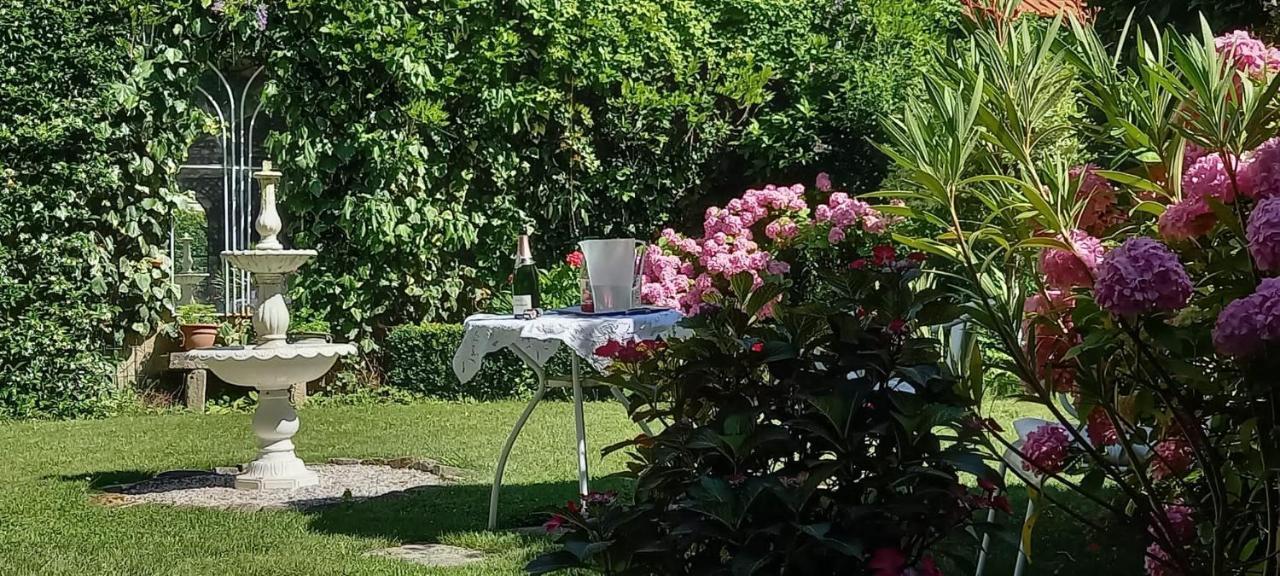 Home Sweet Home Garden Bourges Eksteriør billede