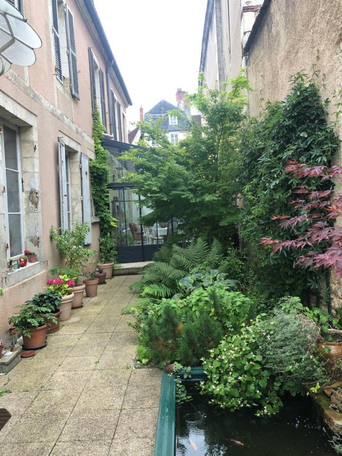 Home Sweet Home Garden Bourges Eksteriør billede